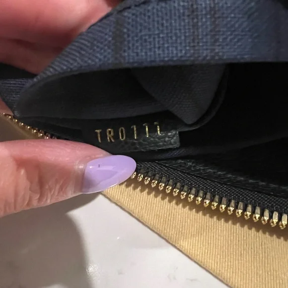 Louis Vuitton Blue/Black Leather Clutch with Gold Accents - Picture 9 of 11